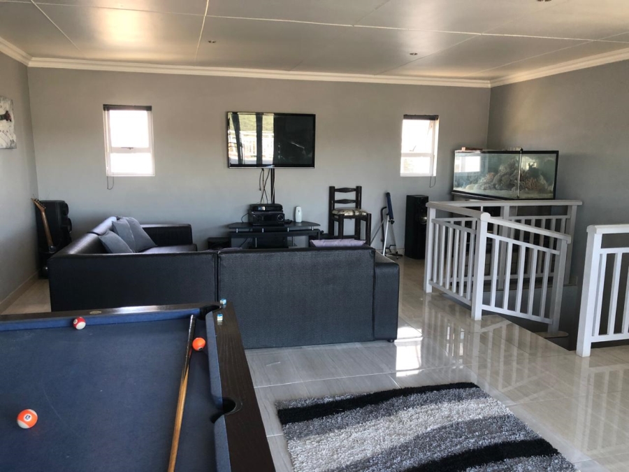 3 Bedroom Property for Sale in Nahoon Valley Park Eastern Cape